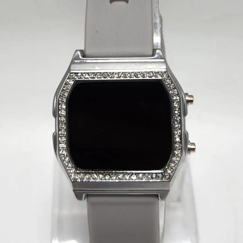 Chic Octagonal Rhinestone Fashion Watch